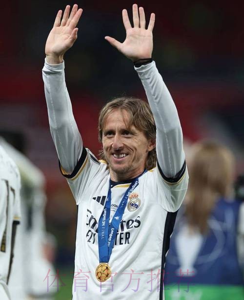 记者：皇马周六为安帅、莫德里奇等人办告别仪式